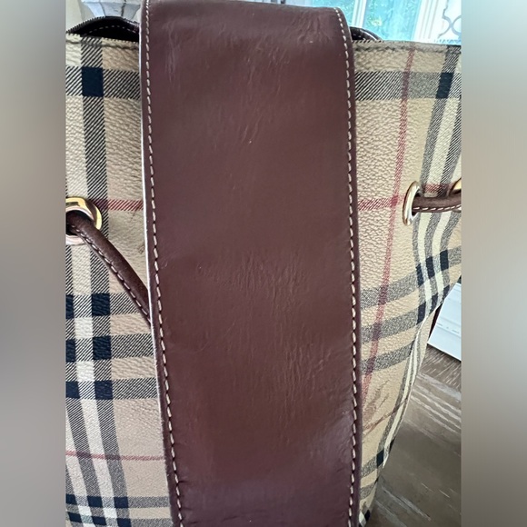 BURBERRY Vintage Haystack Plaid Hobo Bag - Picture 7 of 12